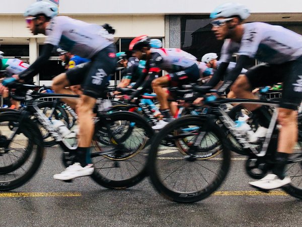 How to Tailor Conditioning Workouts for Competitive Cyclists' Off-Season Training?